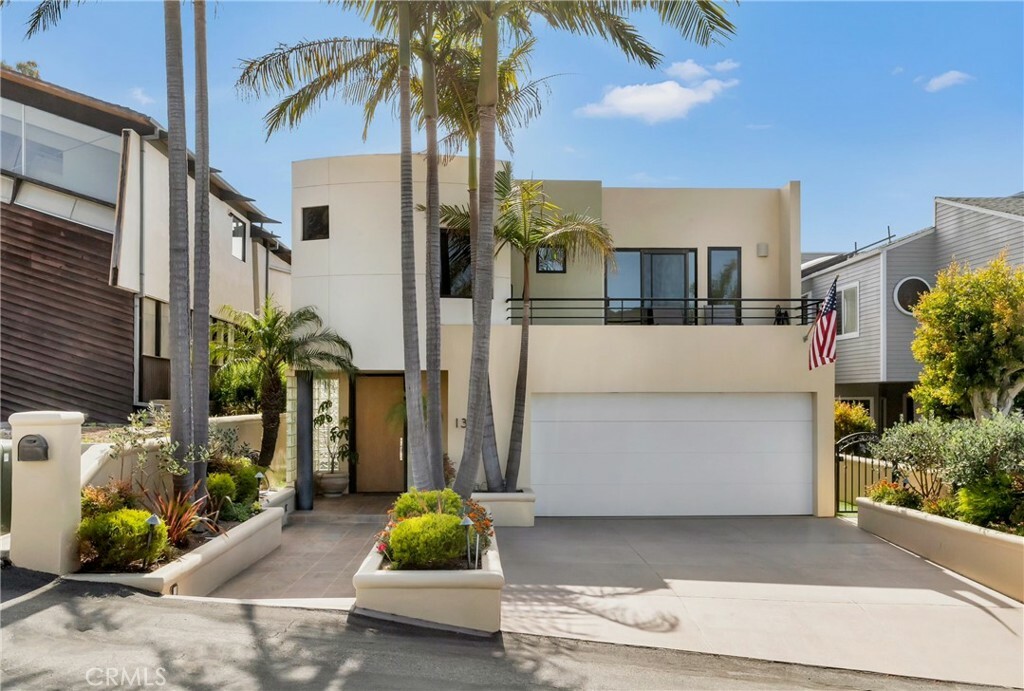 Property Photo: 1351 La Mirada Street CA 92651