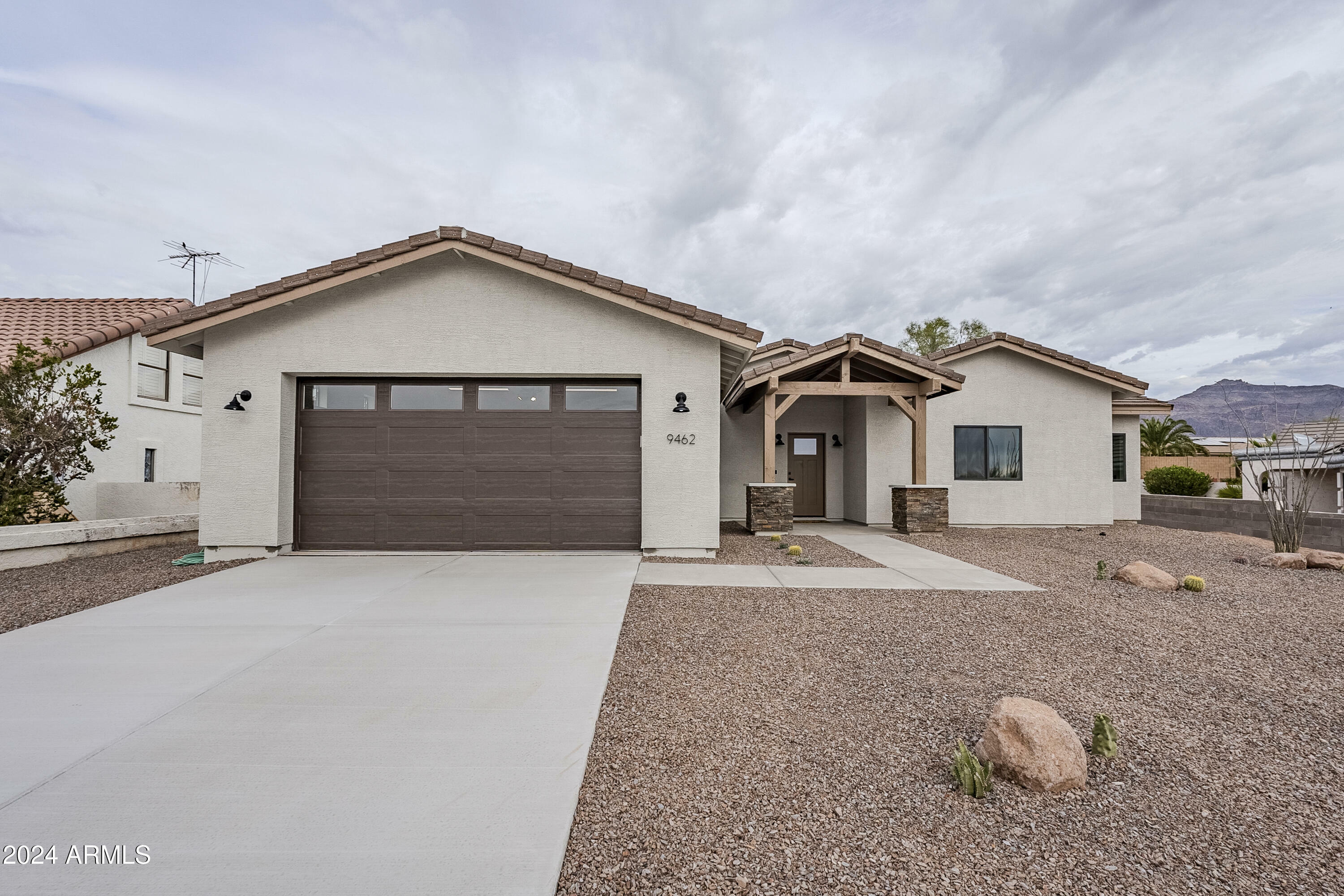 Property Photo:  9462 E Mogollon Trail  AZ 85118 