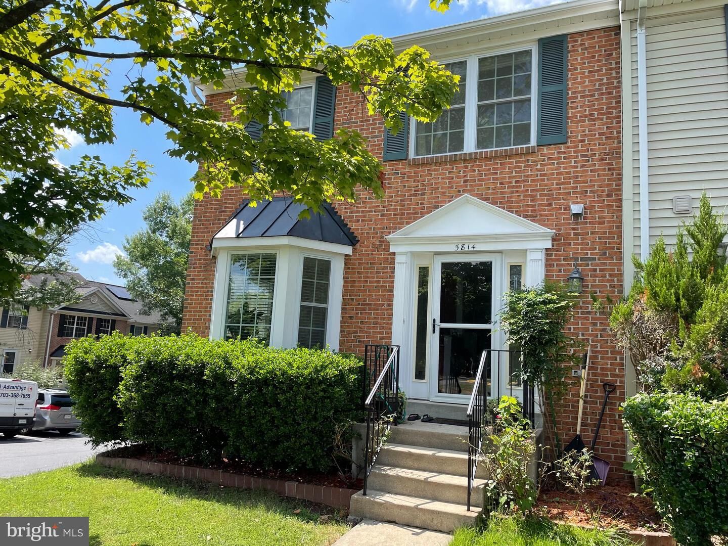 Property Photo: 5814 Belcher Farm Drive VA 20120