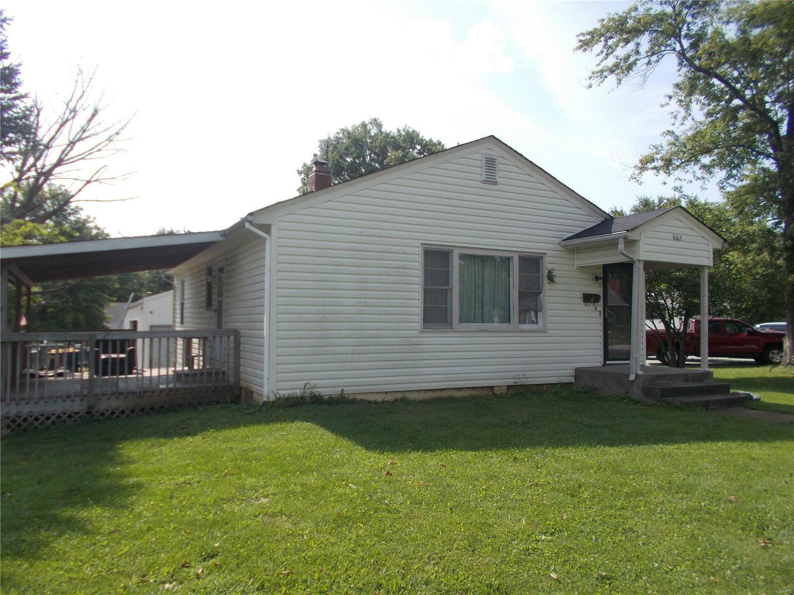 Property Photo:  602 3rd Street  MO 63383 