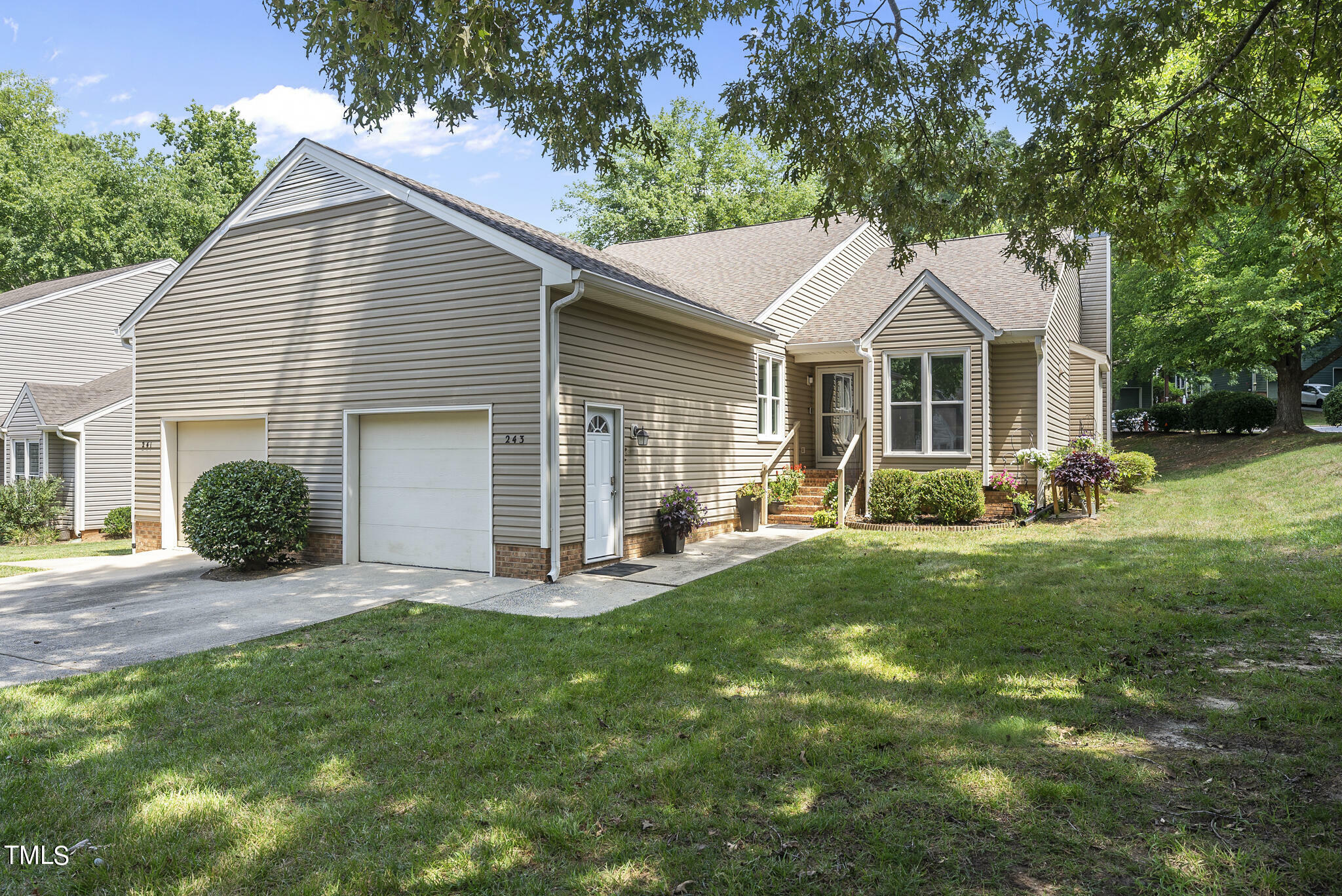 Property Photo:  243 Chimney Rise Drive  NC 27511 