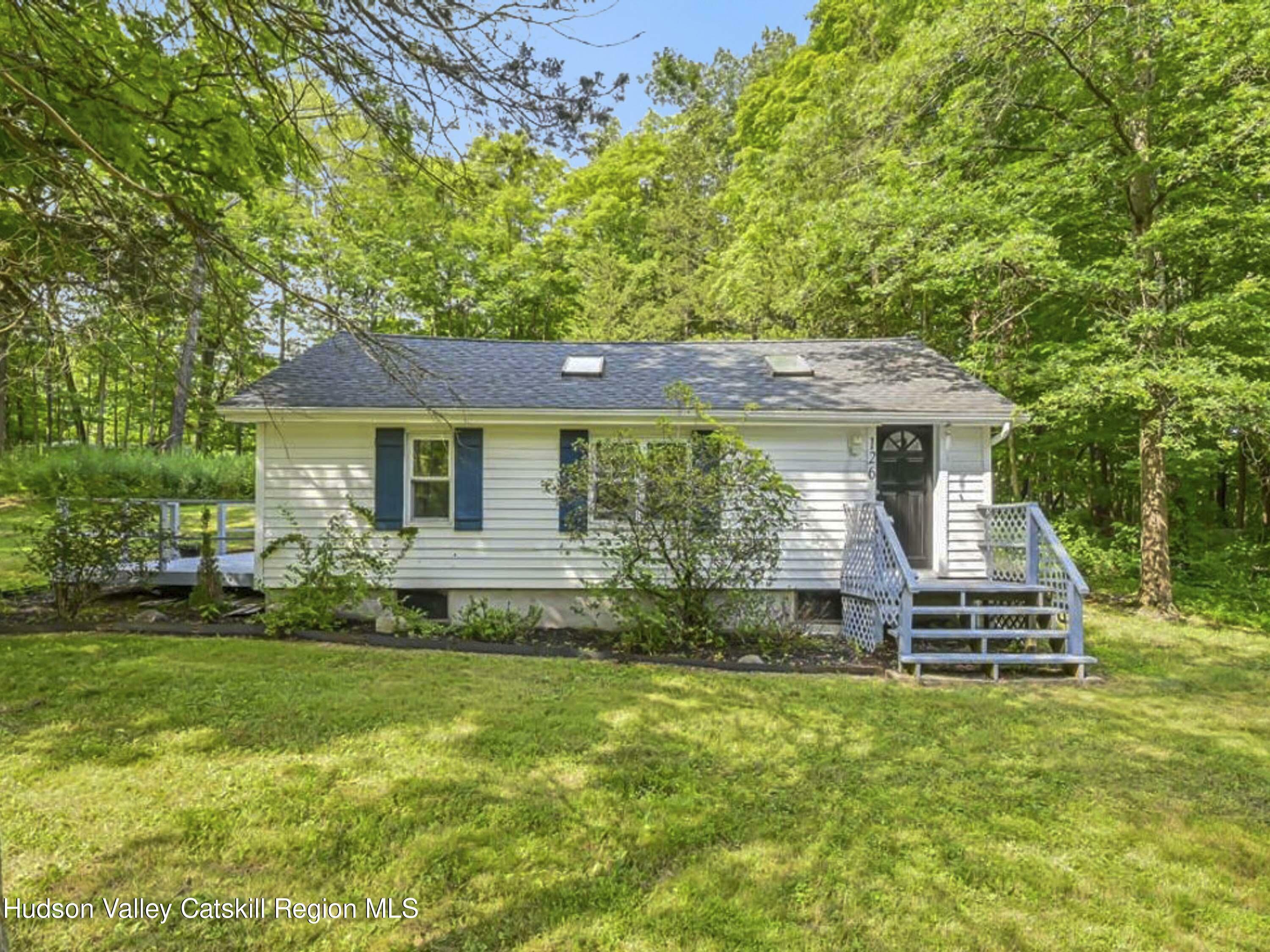 Property Photo:  126 Hommelville  NY 12477 