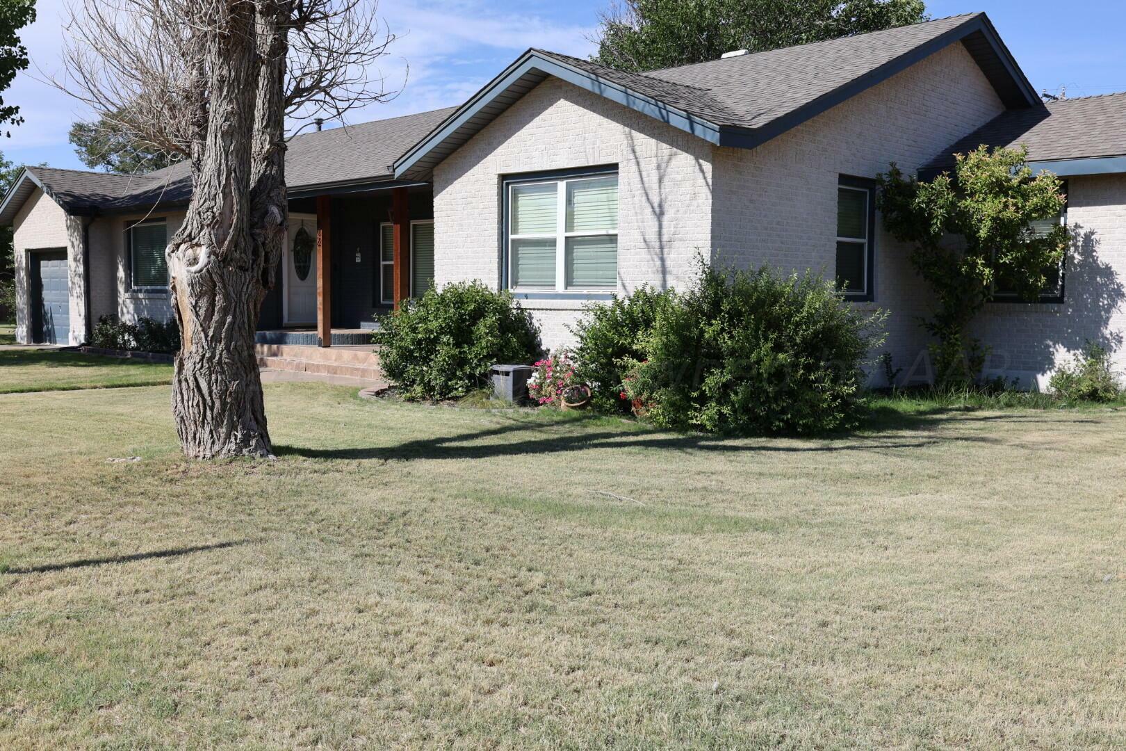 Property Photo:  602 N Main Street  TX 79084 