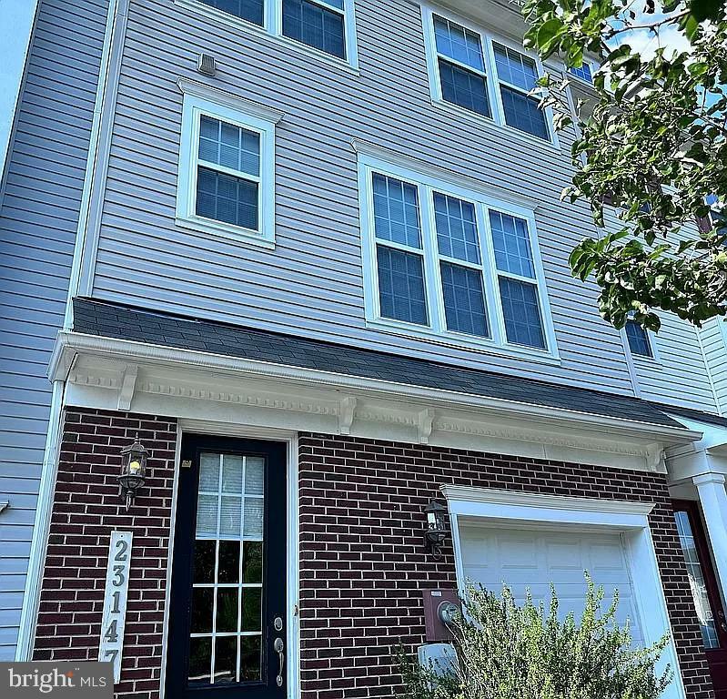 Property Photo: 23147 Foxglove Way MD 20619