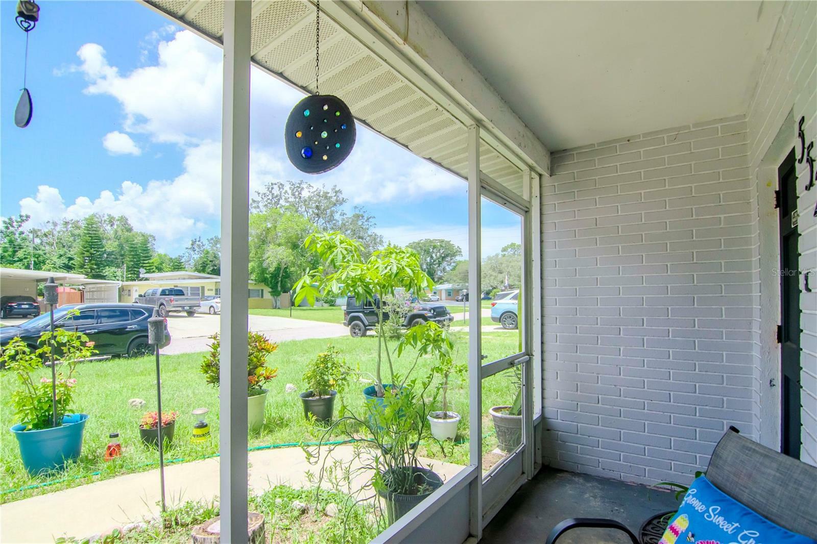 Property Photo:  5521 Forest Hills Drive  FL 34690 