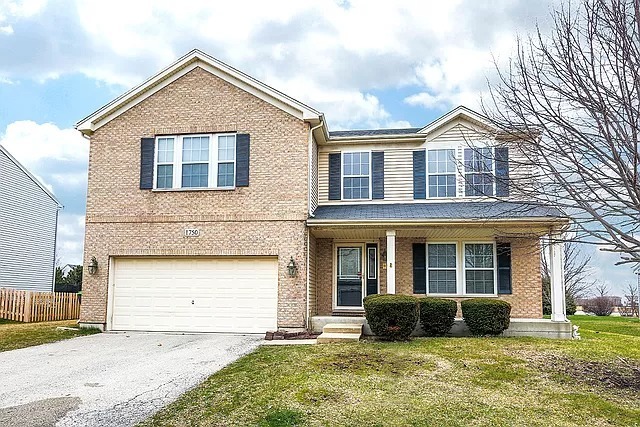Property Photo: 1750 Sandstone Parkway IL 60538
