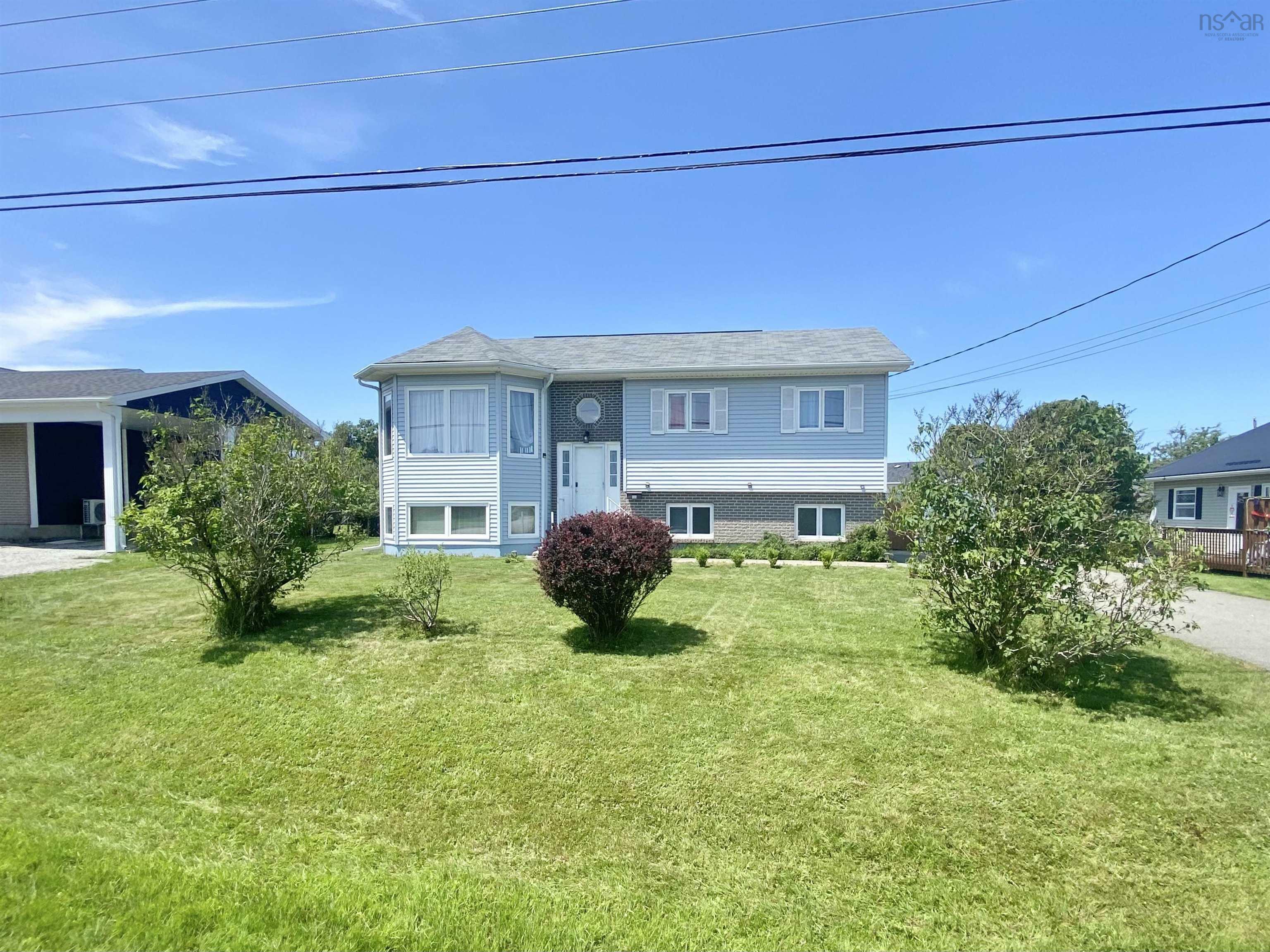 486 Brunswick Street  Yarmouth NS B5A 4S1 photo