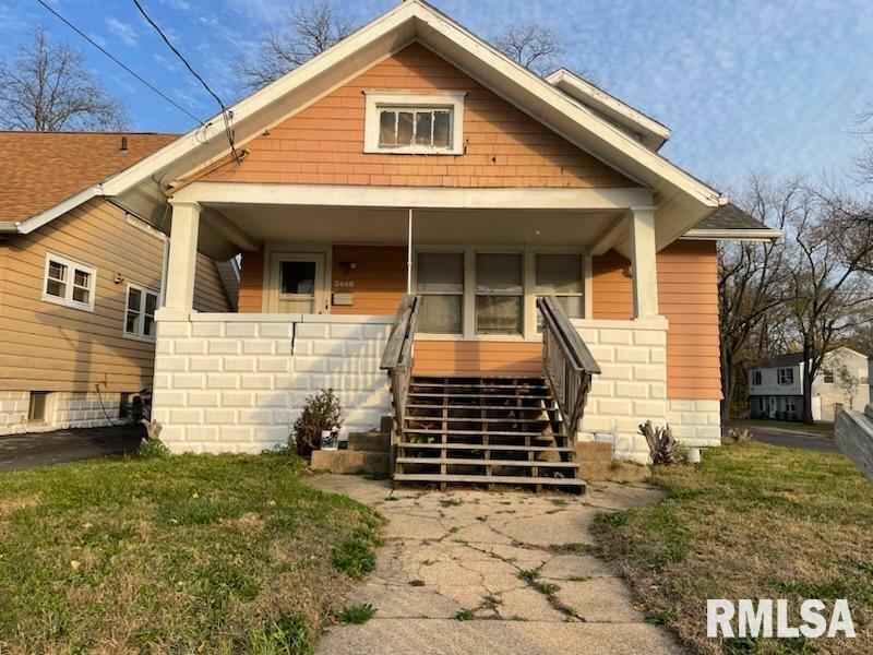 Property Photo:  2400 N Wisconsin Avenue  IL 61603 