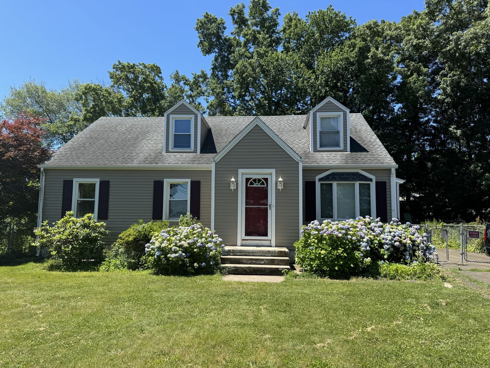 Property Photo:  90 Meloy Road  CT 06516 