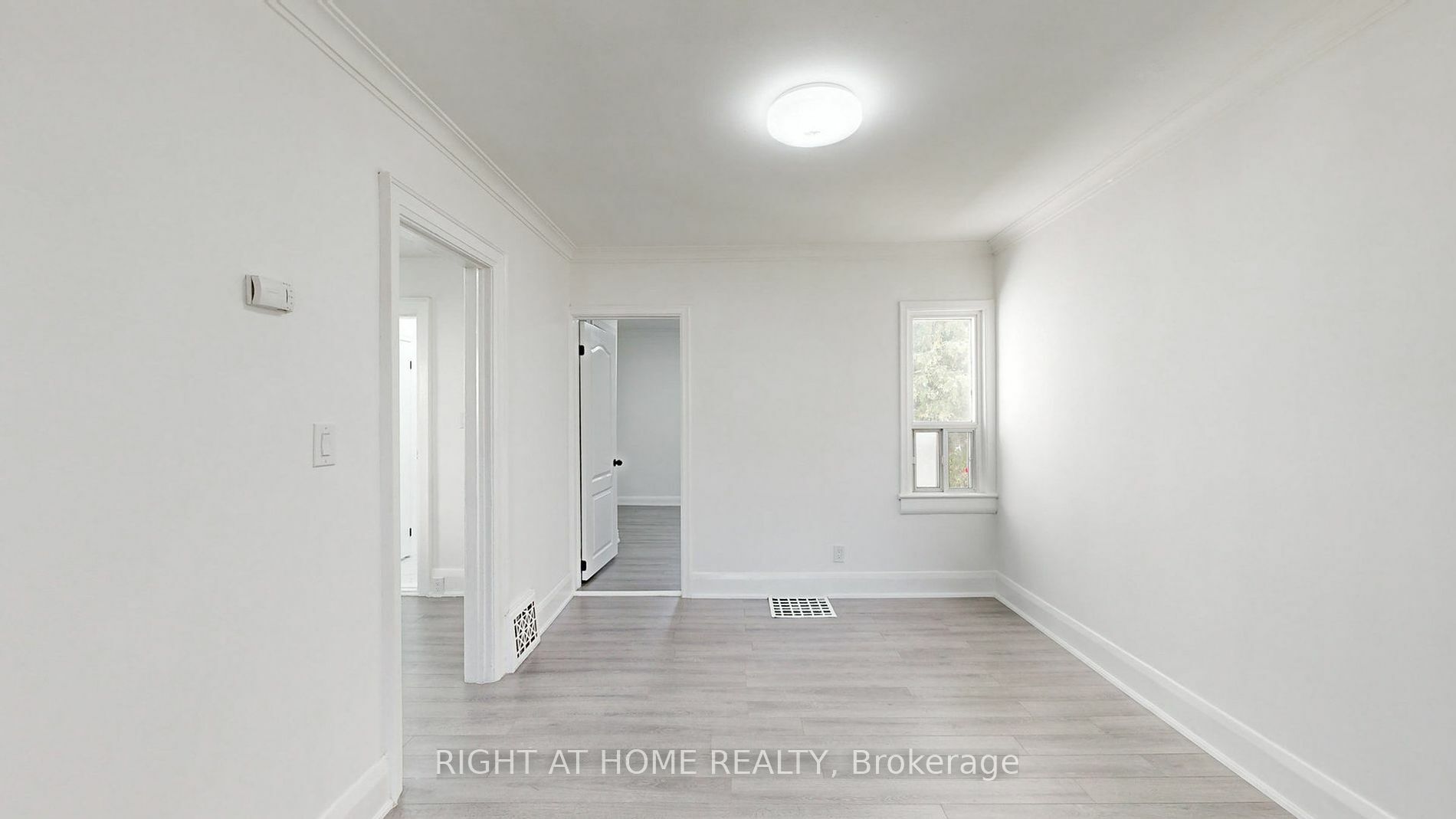 Property Photo:  179 Celina St  ON L1H 4N3 