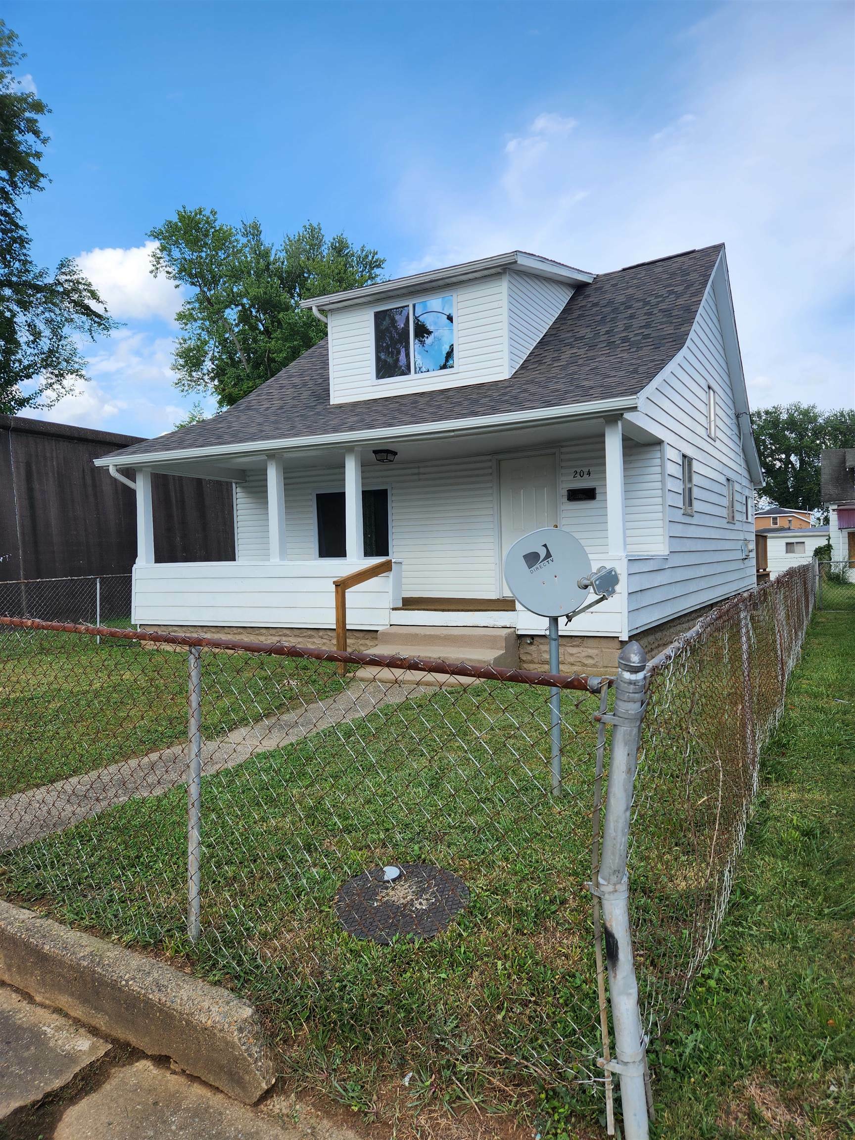 Property Photo:  204 37th Street  WV 25702 