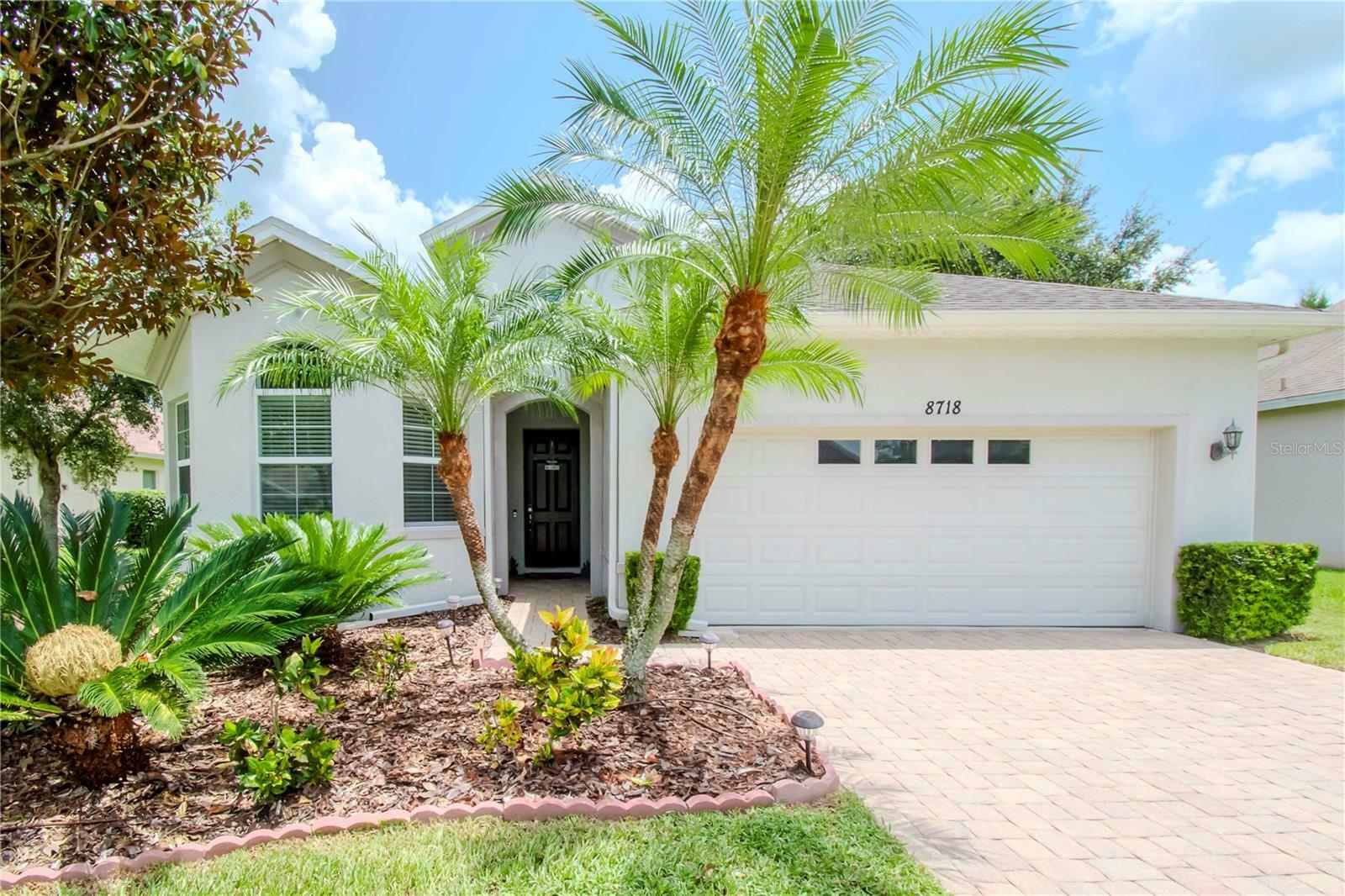 Property Photo:  8718 Preston Woods Court  FL 34638 