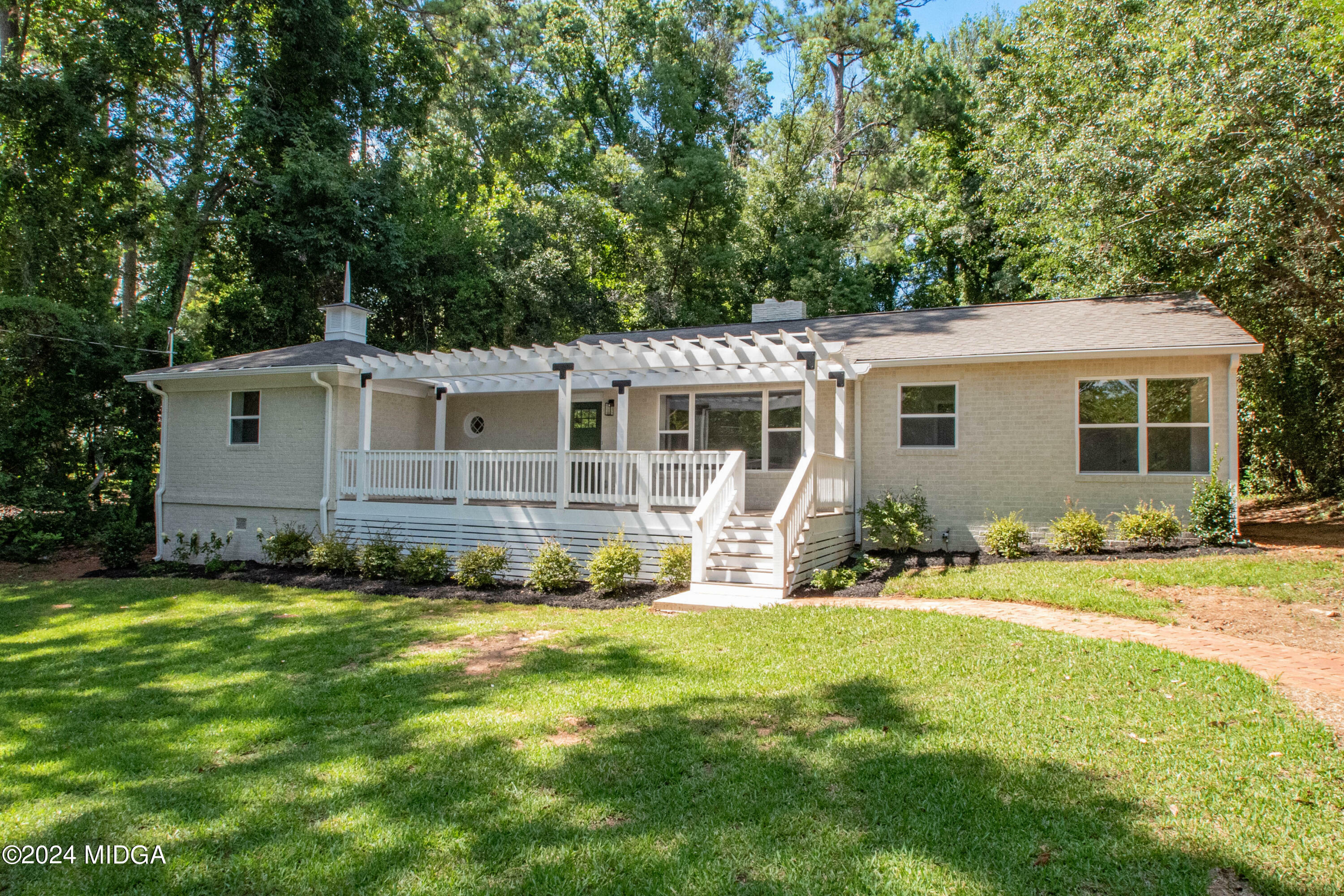 Property Photo:  3273 Louise Place  GA 31204 