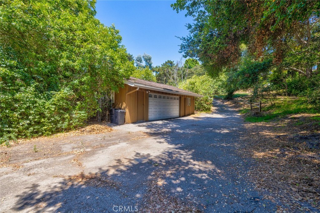 Property Photo:  1057 Estrella Drive  CA 93110 