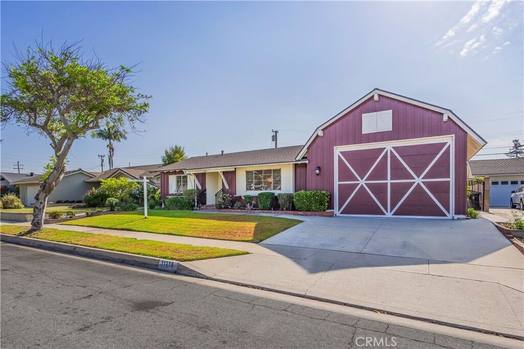 Property Photo: 11210 Larrylyn Drive CA 90603