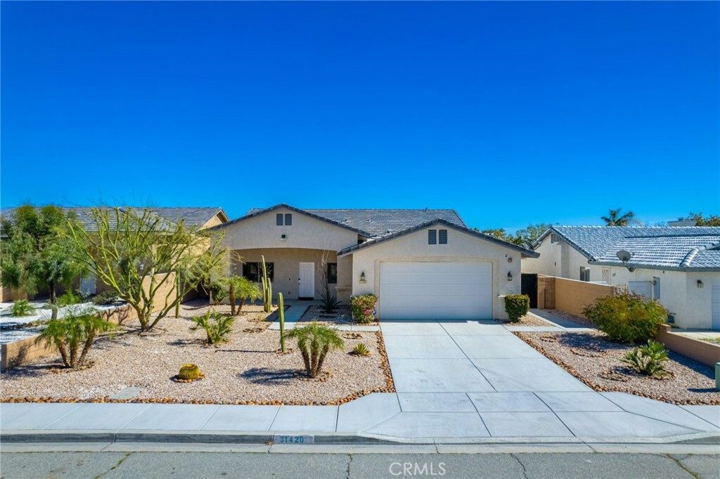 Property Photo:  31420 Avenida Del Yermo  CA 92234 