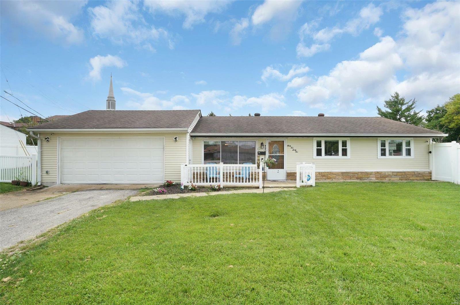Property Photo: 4262 Heidelberg Avenue MO 63123