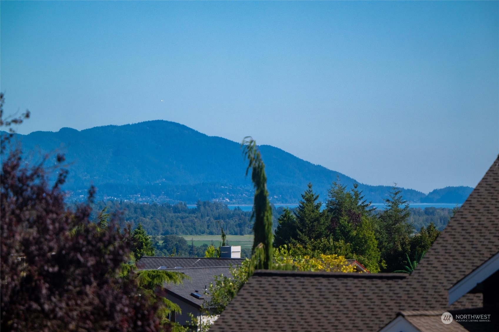 Property Photo:  2585 Lakeridge Drive  WA 98248 