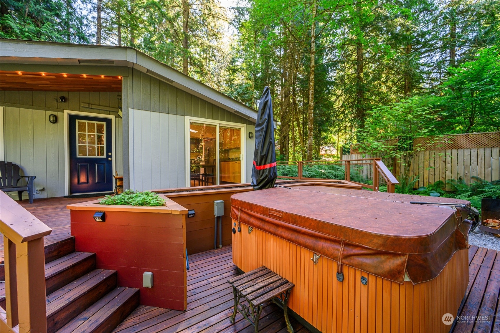 Property Photo:  21009 Pinnacle Road  WA 98244 