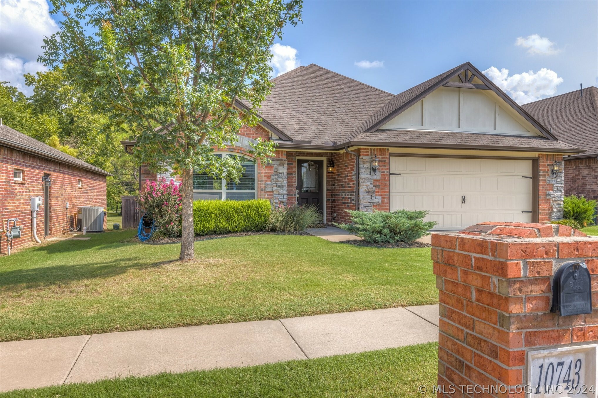 Property Photo:  10743 Masters Circle  OK 74037 