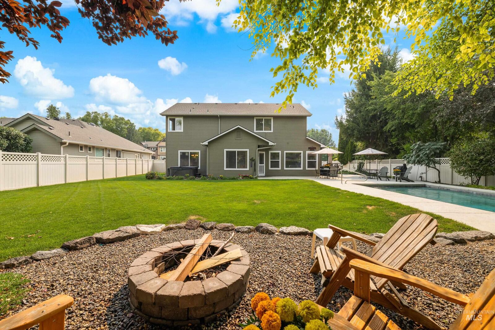 Property Photo:  2290 W Windchime Dr  ID 83642 