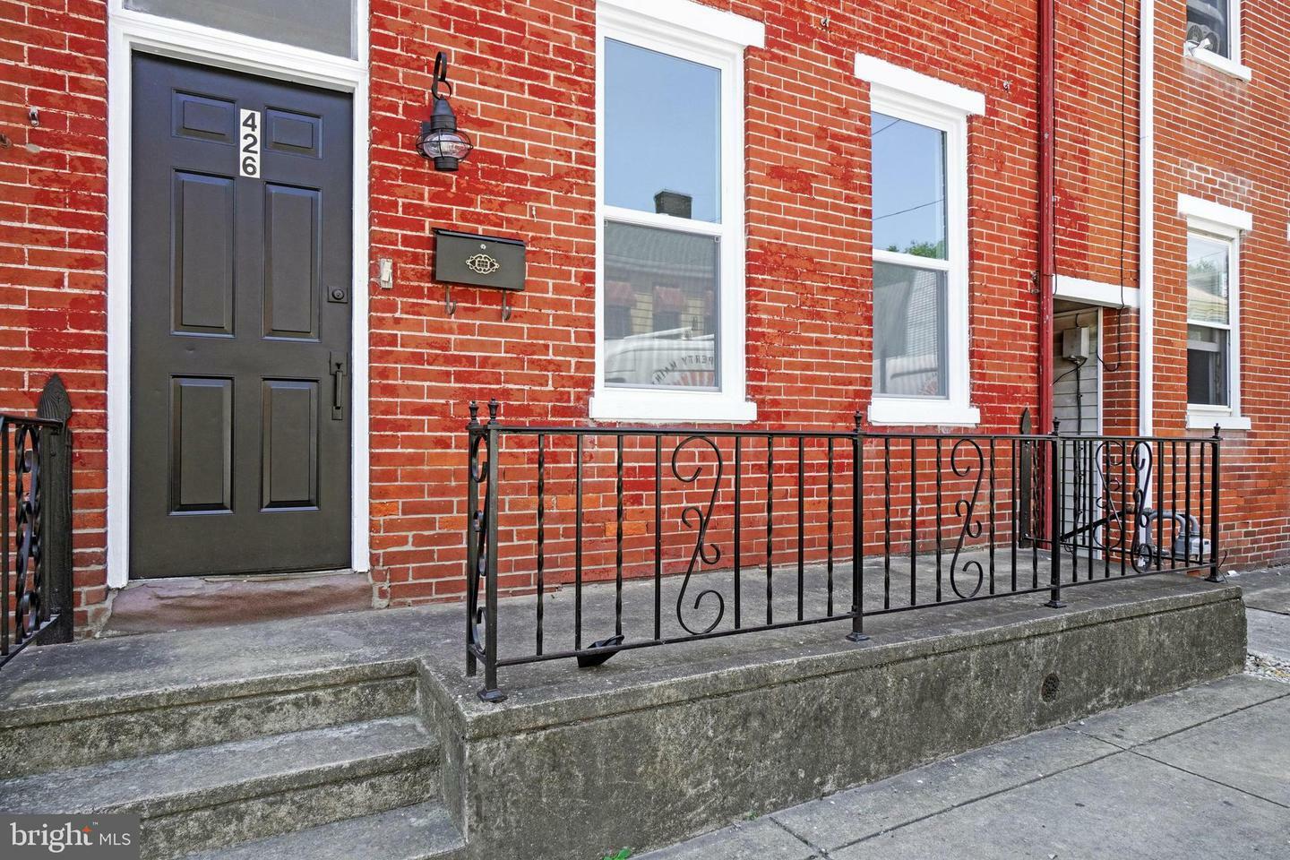 Property Photo:  426 W Princess Street  PA 17403 