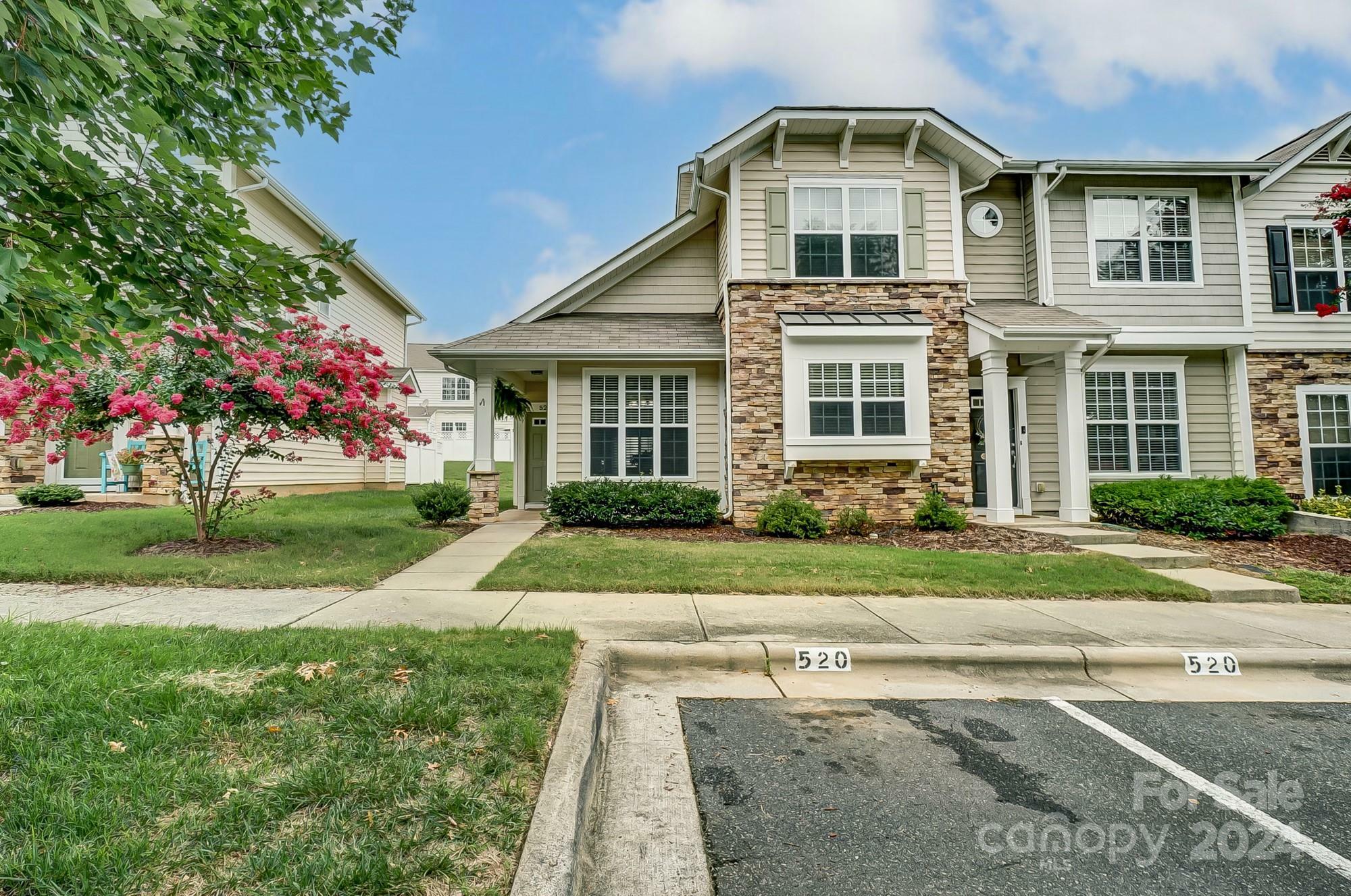 Property Photo:  520 Bent Leaf Court 8  SC 29708 