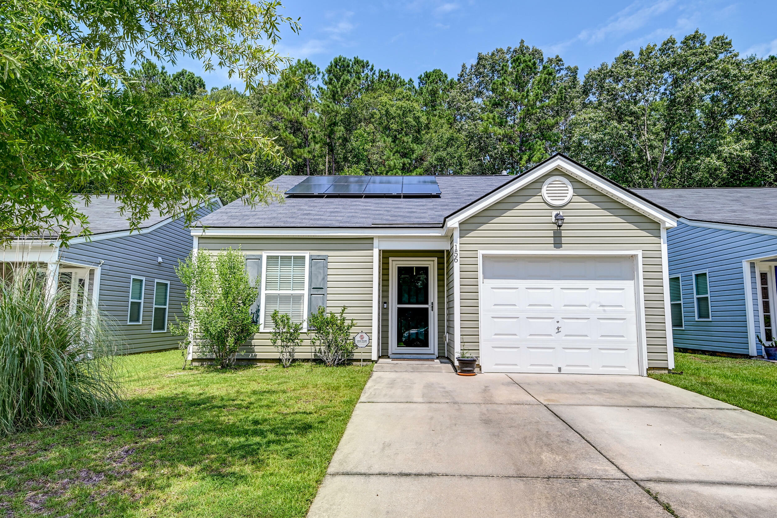 Property Photo:  156 Keaton Brook Drive  SC 29485 