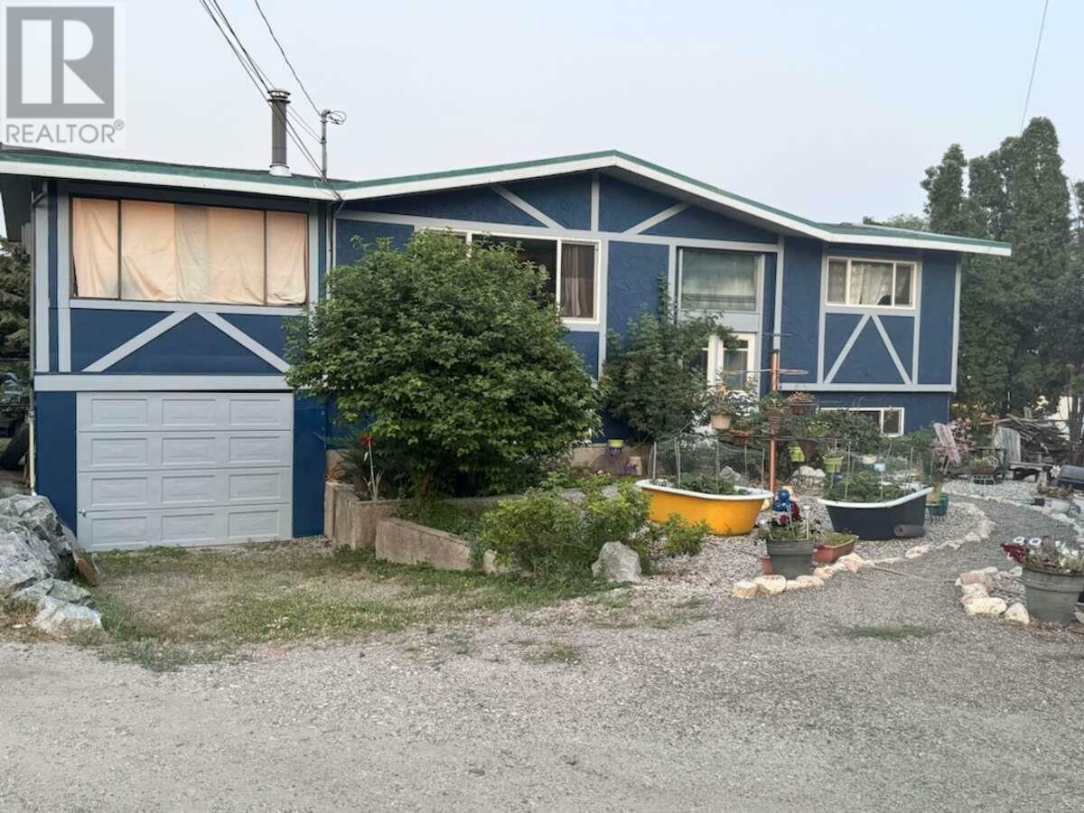 Property Photo:  189 Snowsell Street North  BC V1V 2E3 