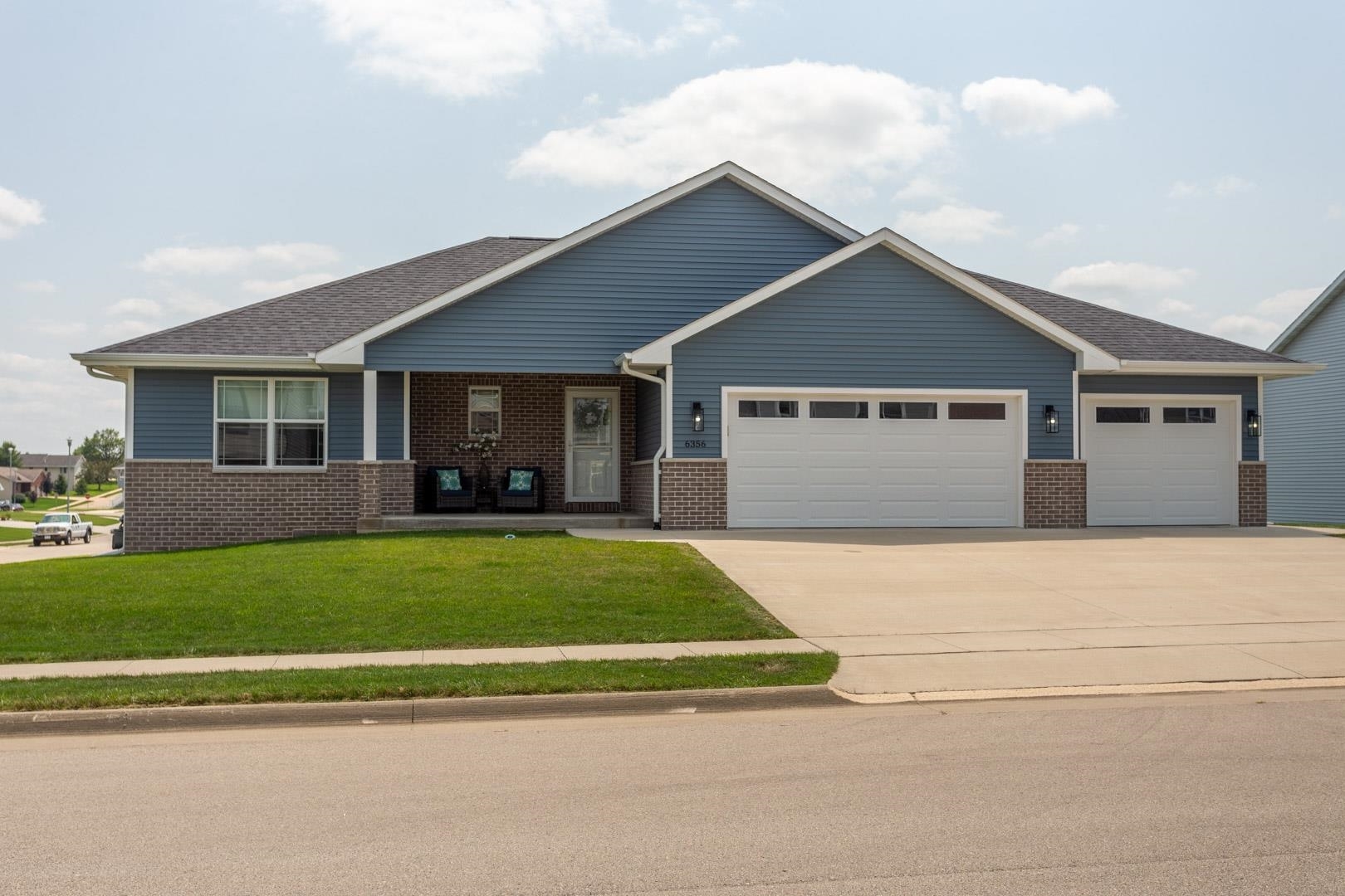 Property Photo:  6356 Arapaho Drive  IA 52002 