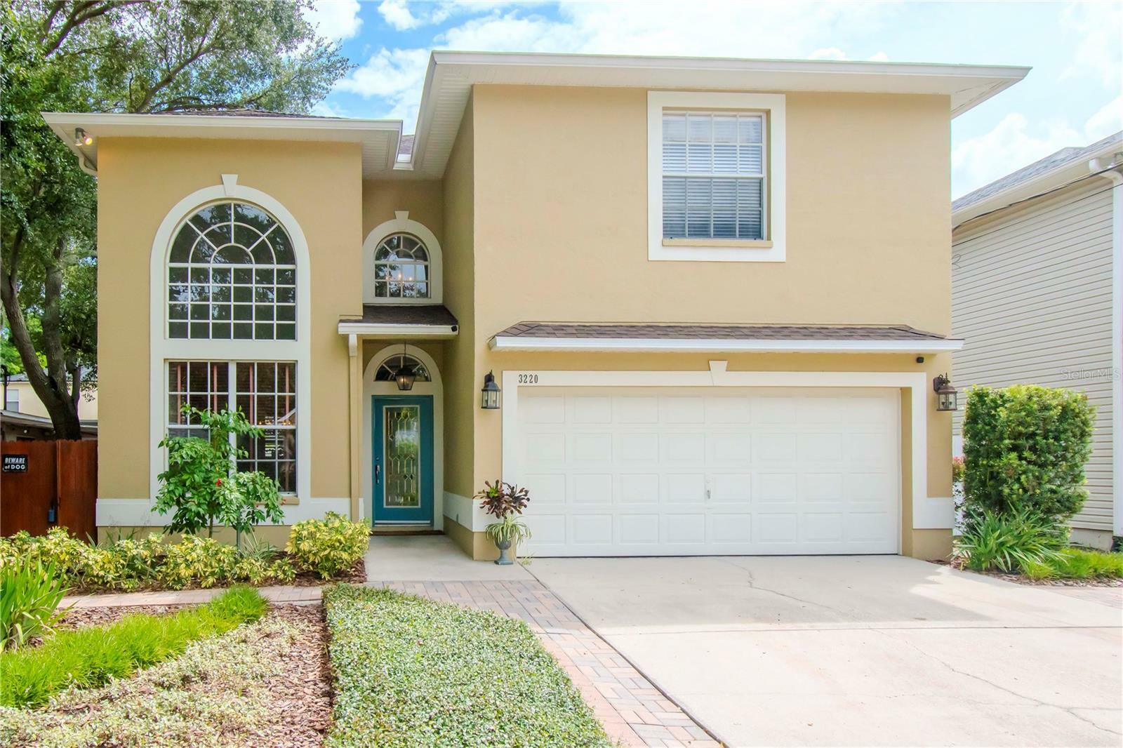 Property Photo:  3220 W Oakellar Avenue  FL 33611 