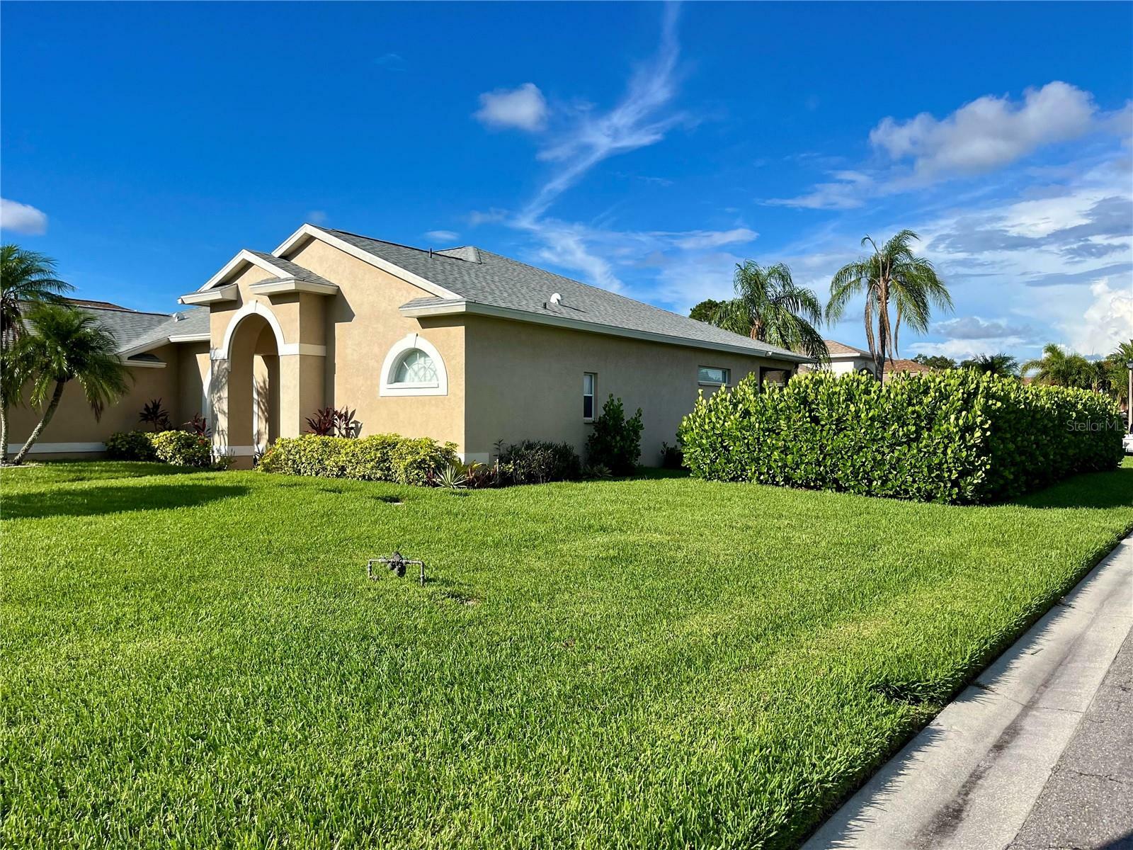 Property Photo:  7375 Ridge Road  FL 34238 