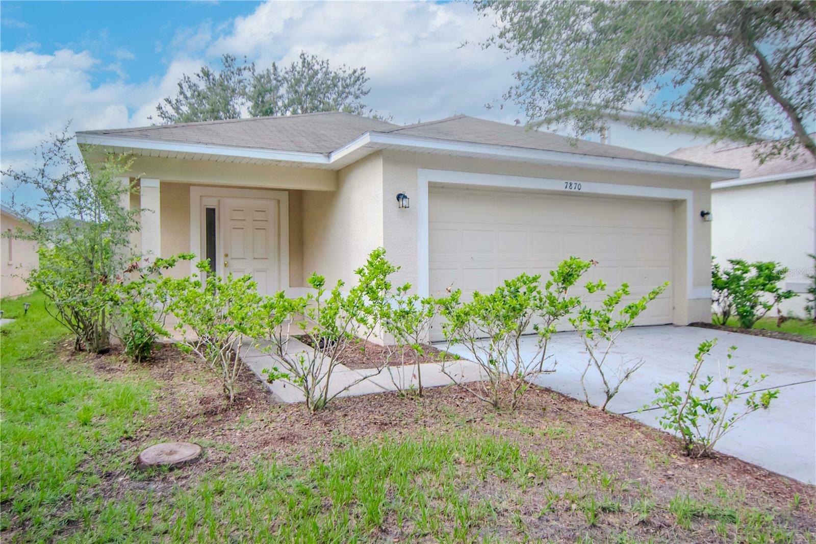 Property Photo:  7870 Carriage Pointe Drive  FL 33534 