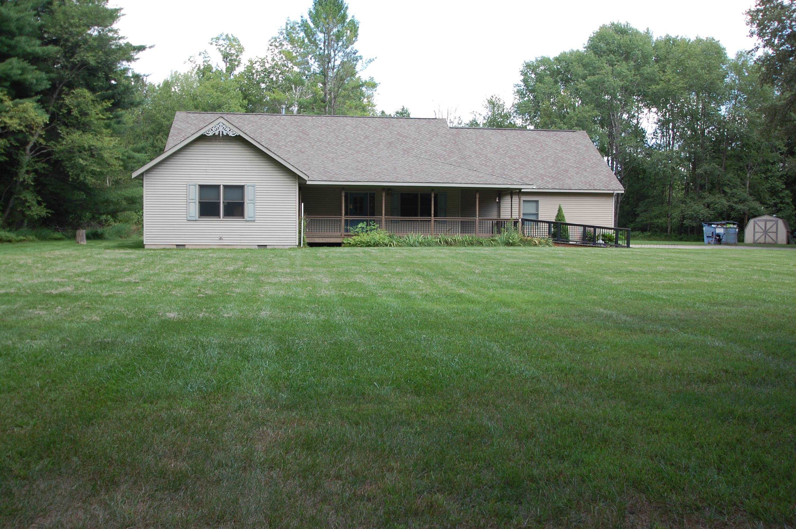 Property Photo:  1825 N Gray  MI 48661 