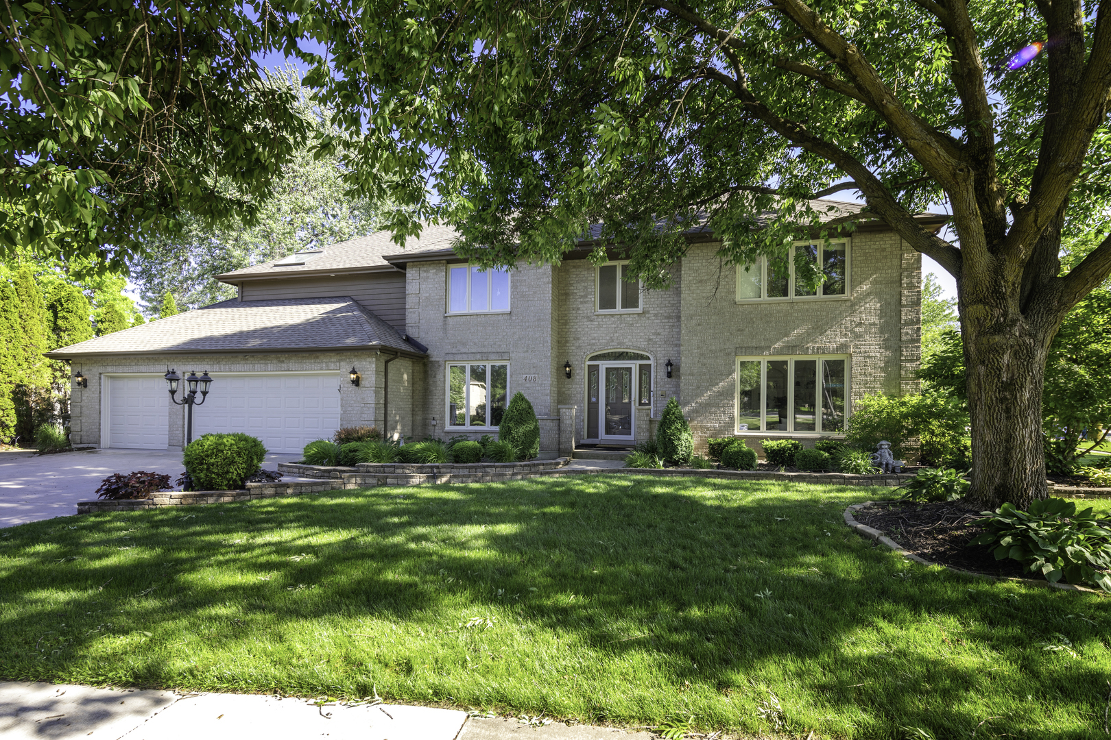 408 Gateshead Drive  Naperville IL 60565 photo