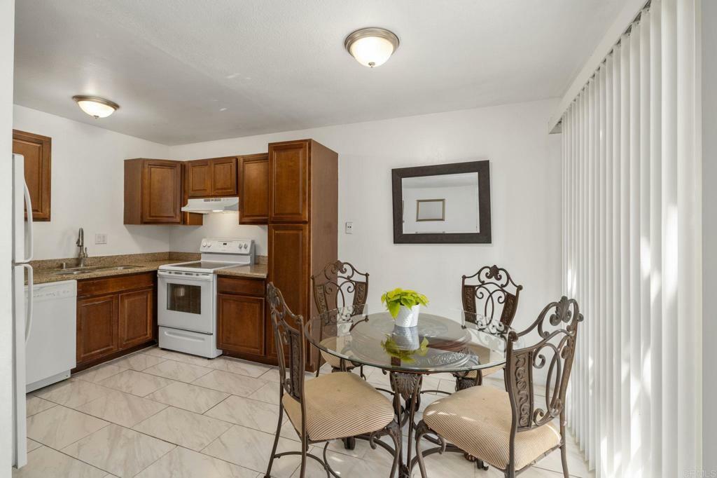 Property Photo:  1817 E Grand Avenue 61  CA 92027 