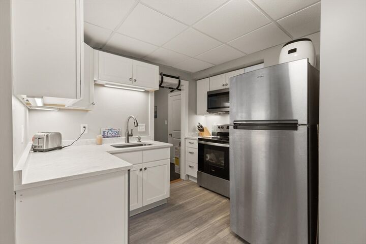 Property Photo: 352 Cabot St MA 01915