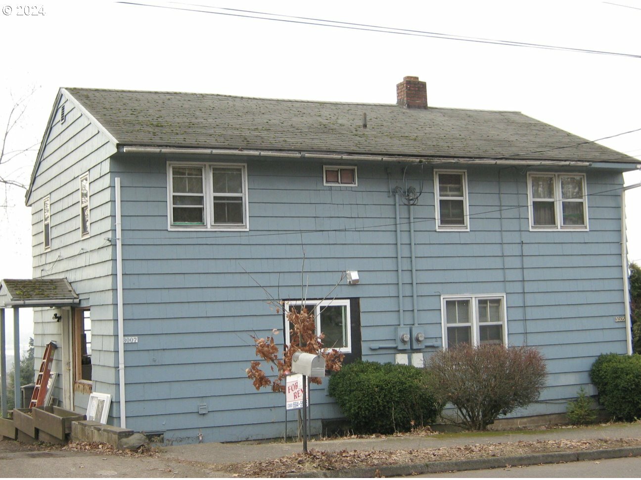 Property Photo: 3005 E McCloughlin Blvd WA 98661