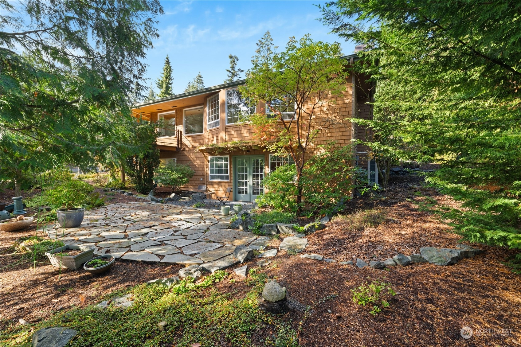 Property Photo:  313 Willapa Place  WA 98257 