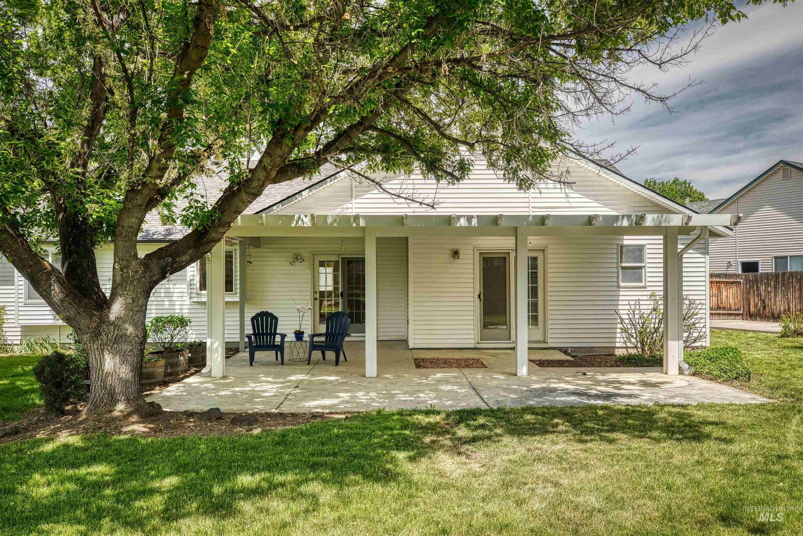 Property Photo:  10365 W Mossy Cup  ID 83709 