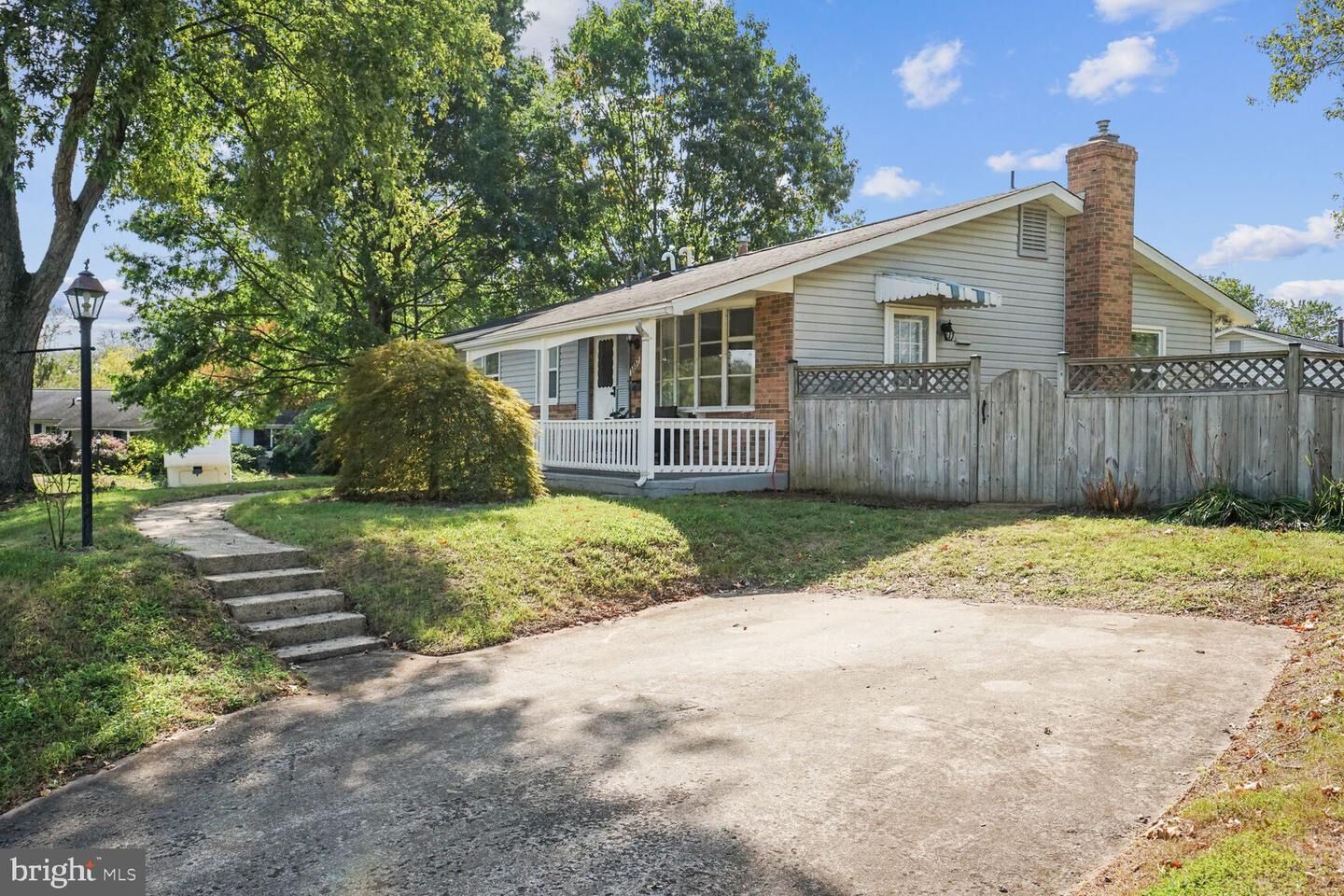 Property Photo: 9997 Copeland Drive VA 20109