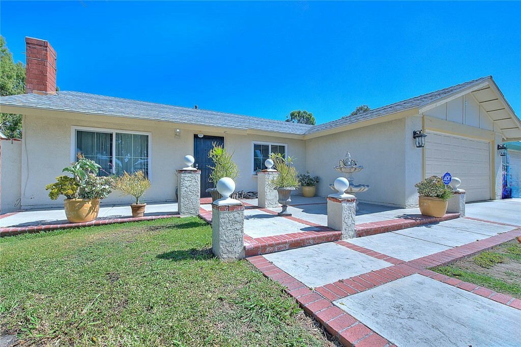 Property Photo:  1507 E Oak Hill Ct  CA 91761 