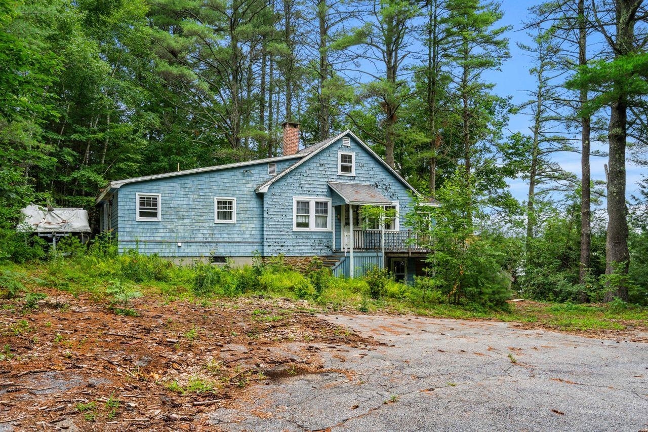 Property Photo:  243 North Road  NH 03037 