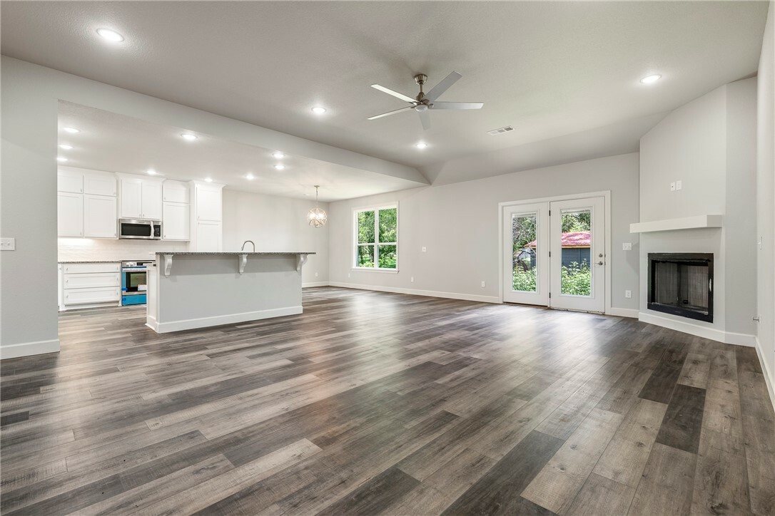 Property Photo:  954 Glass Street  AR 72718 