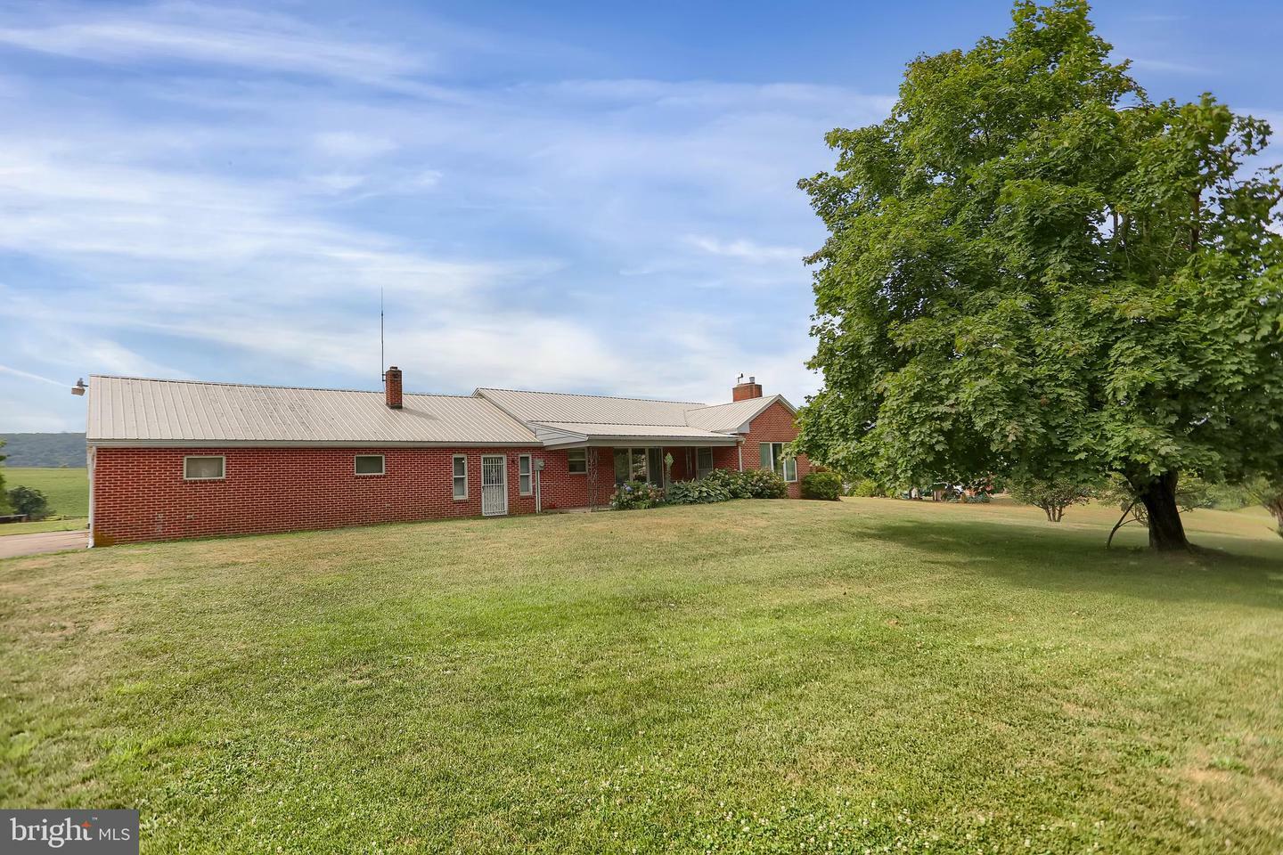 Property Photo:  1230 Ridge Road  PA 17045 