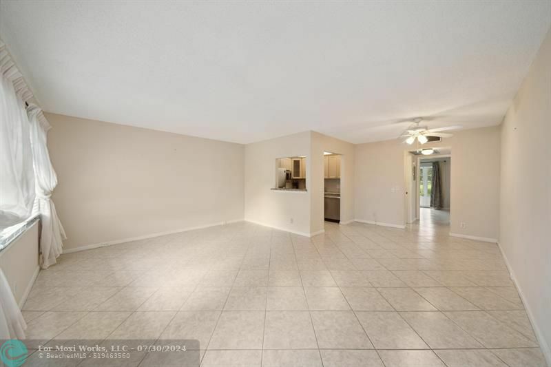 Property Photo:  255 Suffolk G 255  FL 33434 