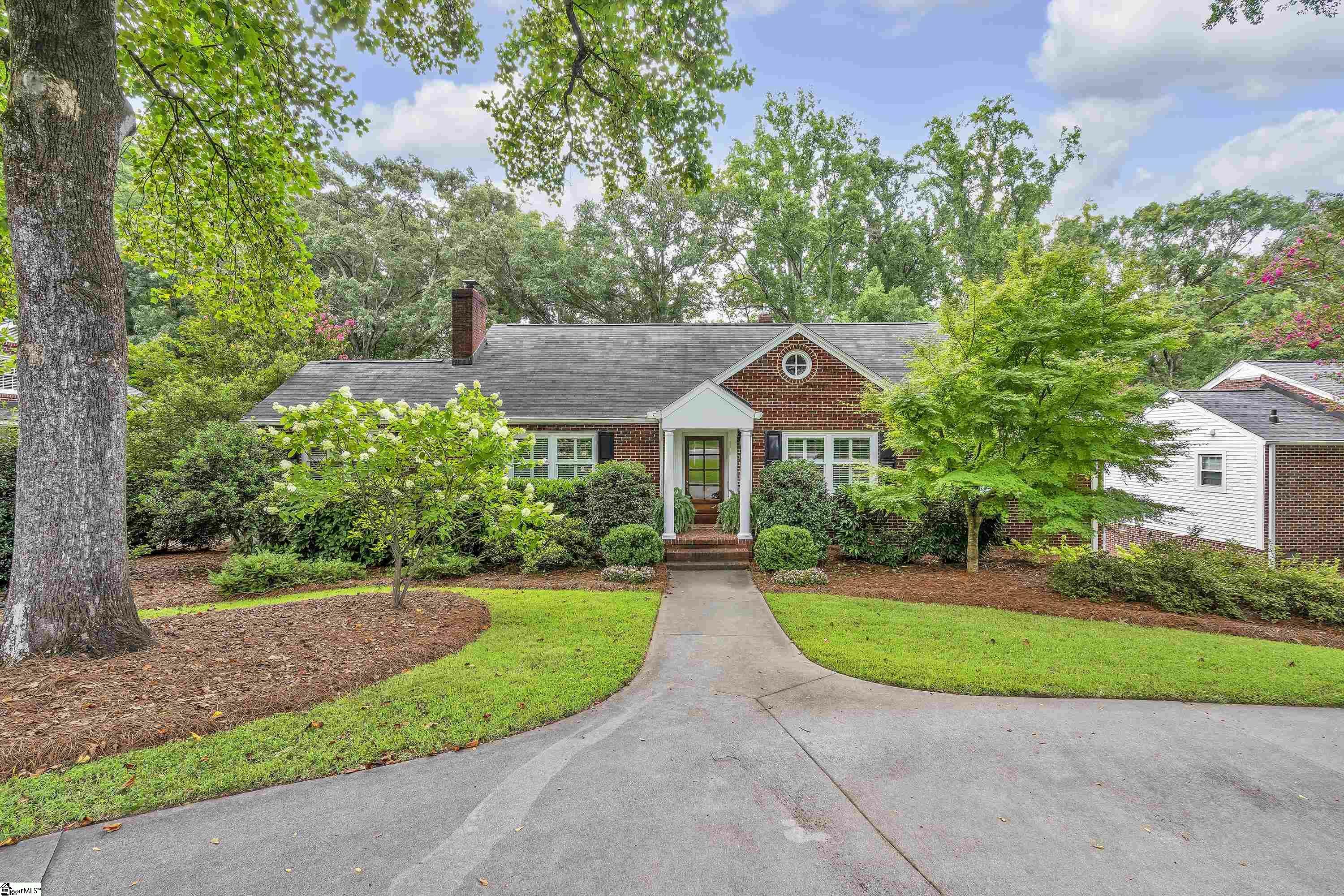 Property Photo:  111 Rockwood Drive  SC 29605 