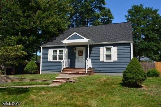 Property Photo:  626 Parkview Ave  NJ 07063 