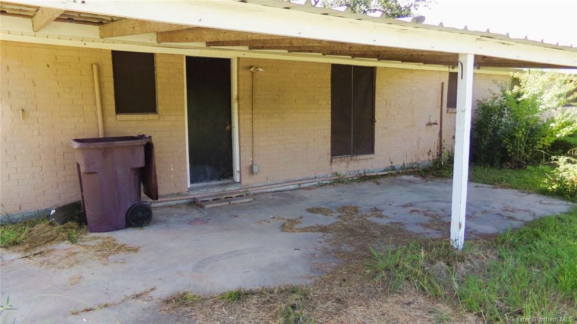 Property Photo:  8003 Clearview Drive  LA 70605 