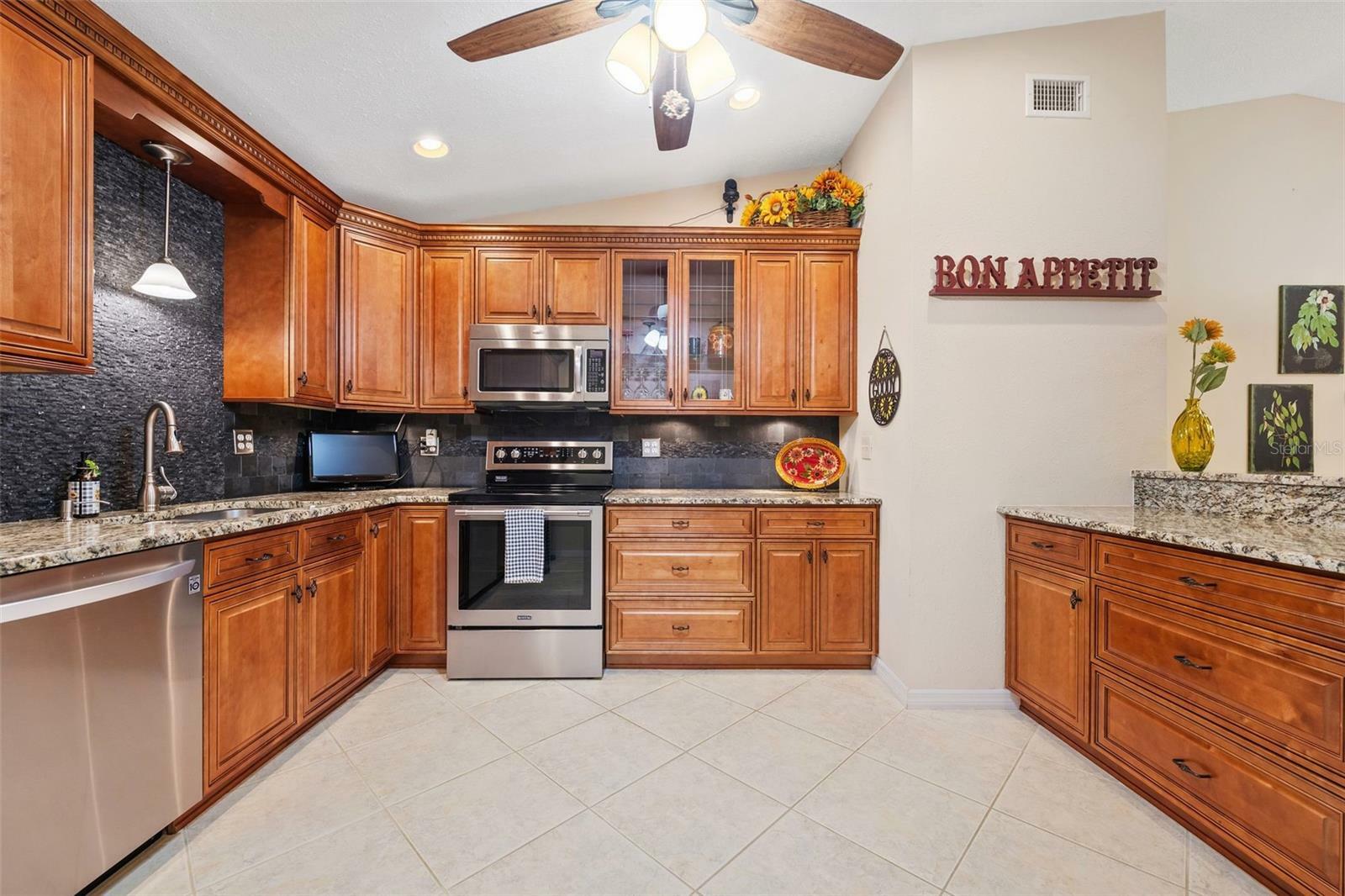 Property Photo:  6309 Heritage Lane 6309  FL 34209 